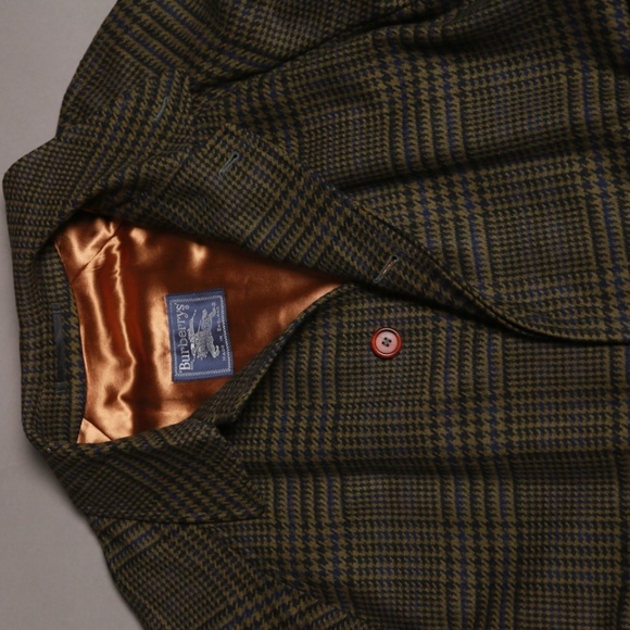 Burberry overcoat, full length - Picture 2 of 13